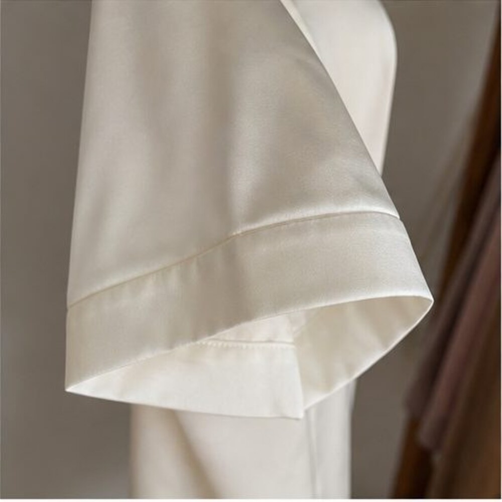Ivory Tunic Blouse - Picture 5 of 6